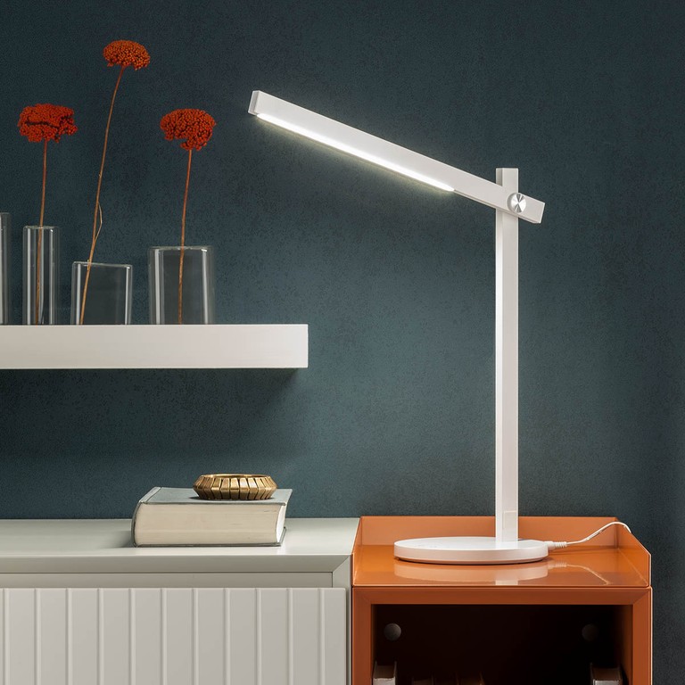 Omeo Table lamp