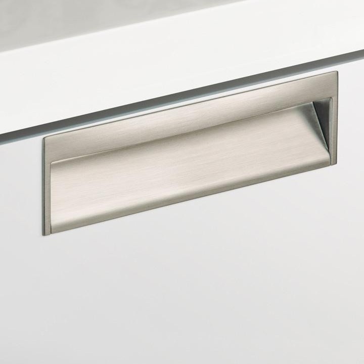 WAVE integrierter Einlassgriff aus Zamak für Schranktüren und Schubladen im modernen Design