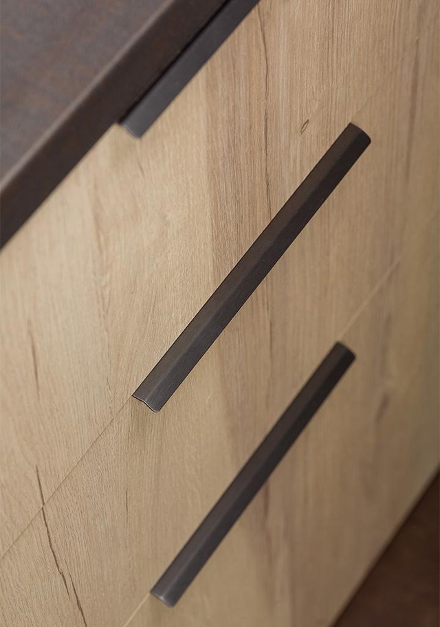 CURVE Aluminium Profilgriff für Schränke und Schubladen im minimalistischen Design