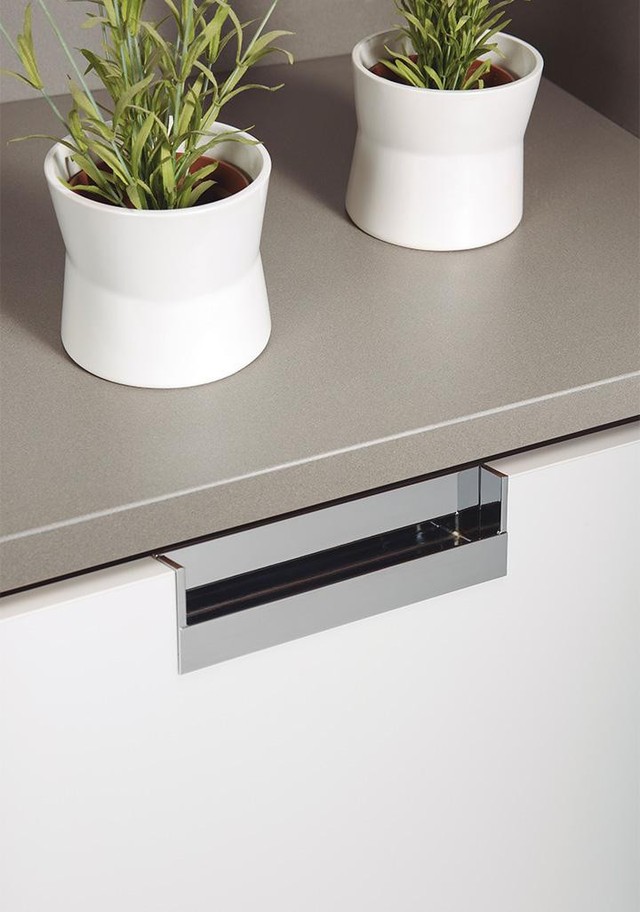 FLAT integrierter Kantenmöbelgriff aus Zamak für Schränke und Schubladen im minimalistischen Design